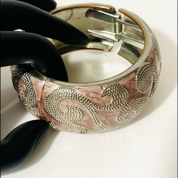 Enamel Hinged Bangle Bracelet - Picture 2 of 8